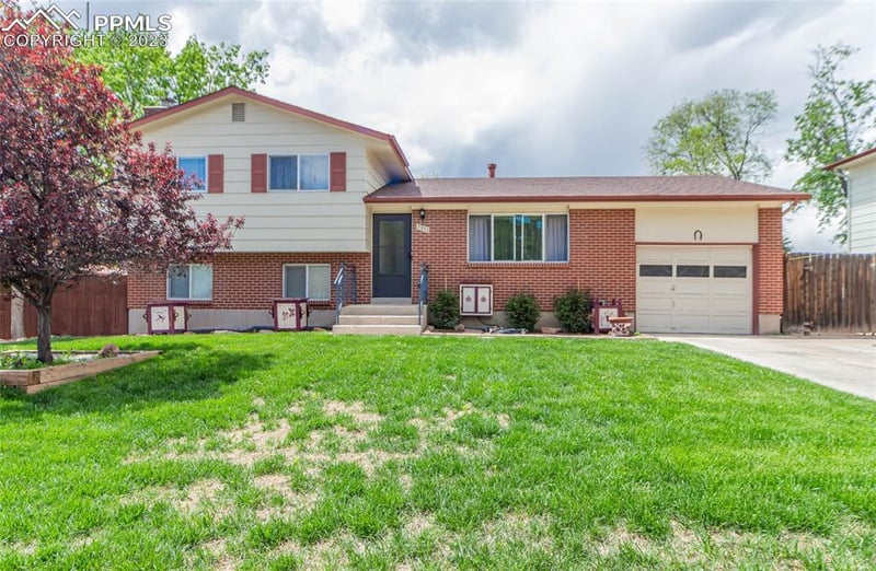 3950 Hamlet Rd, Colorado Springs, CO 80917
