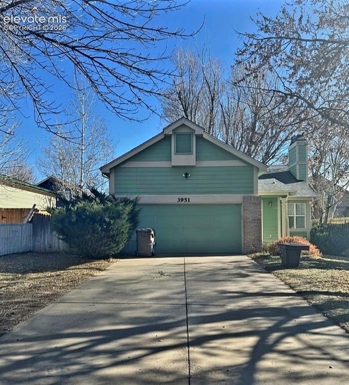 3951 Shining Star Dr, Colorado Springs, CO 80925
