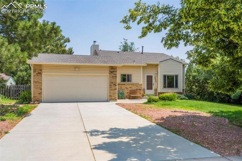 3955 Glendale St, Colorado Springs, CO 80906