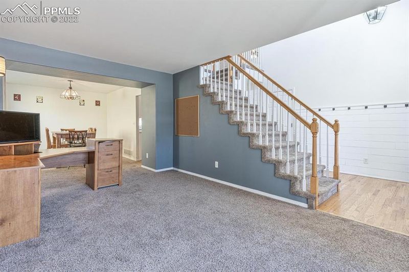 396 Oxbow Dr, Monument, CO 80132
