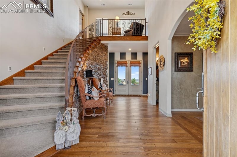 396 W Winterhaven Dr, Pueblo, CO 81007