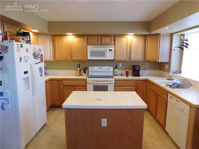 3966 Pronghorn Meadows Cir, Colorado Springs, CO 80922