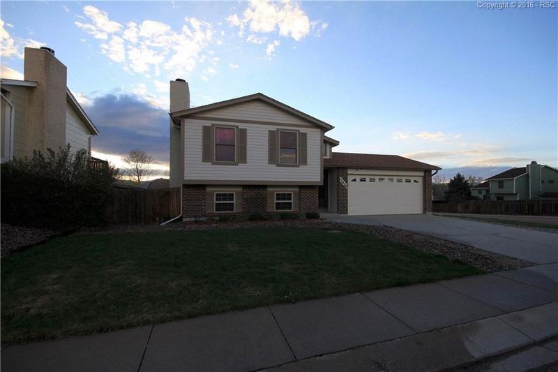 3970 Ayers Dr, Colorado Springs, CO 80920