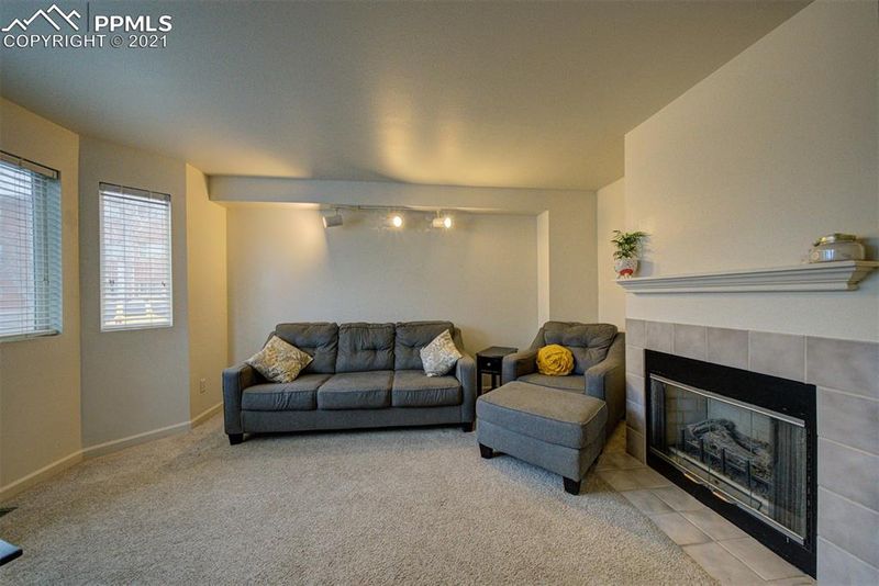 3975 Aspen Leaf Point, Colorado Springs, CO 80917