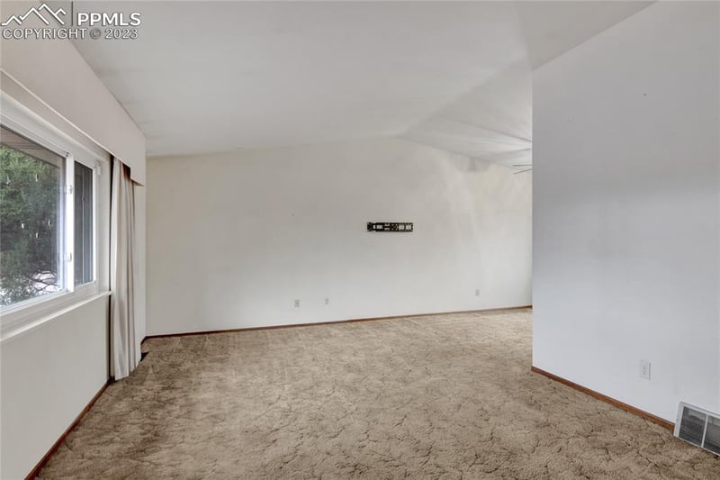 3975 Carefree Cir, Colorado Springs, CO 80917