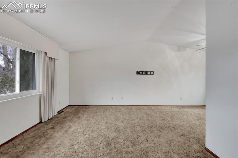 3975 Carefree Cir, Colorado Springs, CO 80917