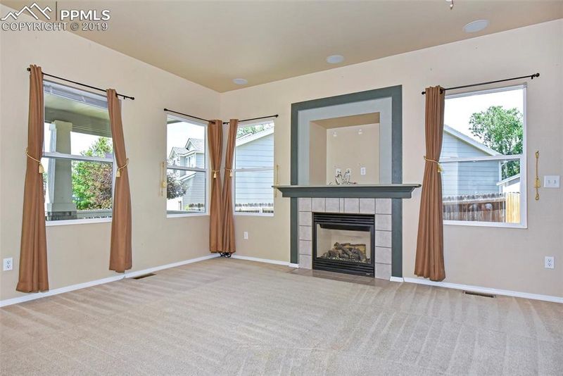 3976 Ranch Bluff Ct, Colorado Springs, CO 80922