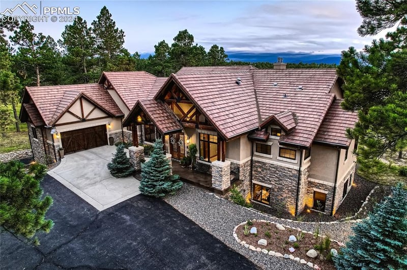 3980 Foxchase Way, Colorado Springs, CO 80908