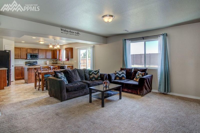 3983 Reindeer Cir, Colorado Springs, CO 80922