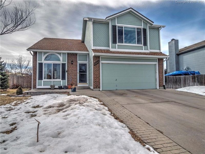 3995 Dolphin Cir, Colorado Springs, CO 80918