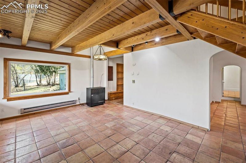 4 Mica Ave, Manitou Springs, CO 80829