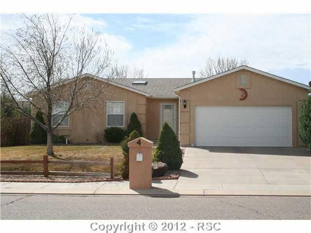 4 Stoneacre Ct, Pueblo, CO 81005
