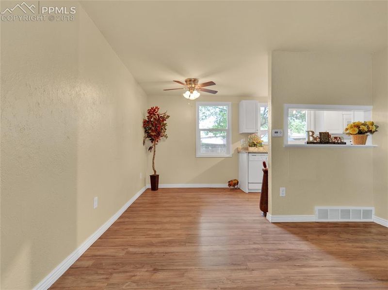 40 - 42 Sunflower Rd, Colorado Springs, CO 80907