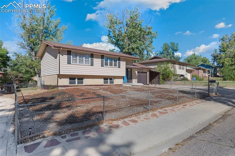 40 Landoe Ln, Colorado Springs, CO 80911
