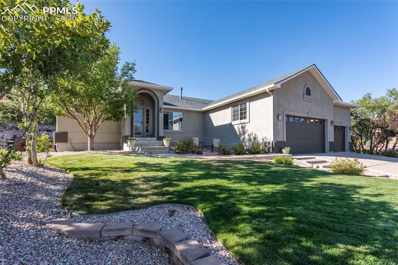 40 Wuthering Hts, Colorado Springs, CO 80921