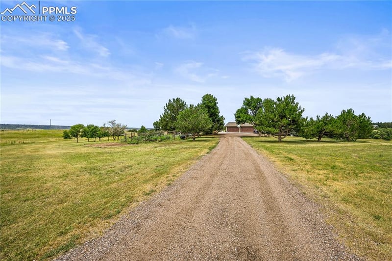 400 N Russellville Rd, Franktown, CO 80116