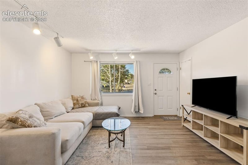4002 Shelley Ave, Colorado Springs, CO 80910