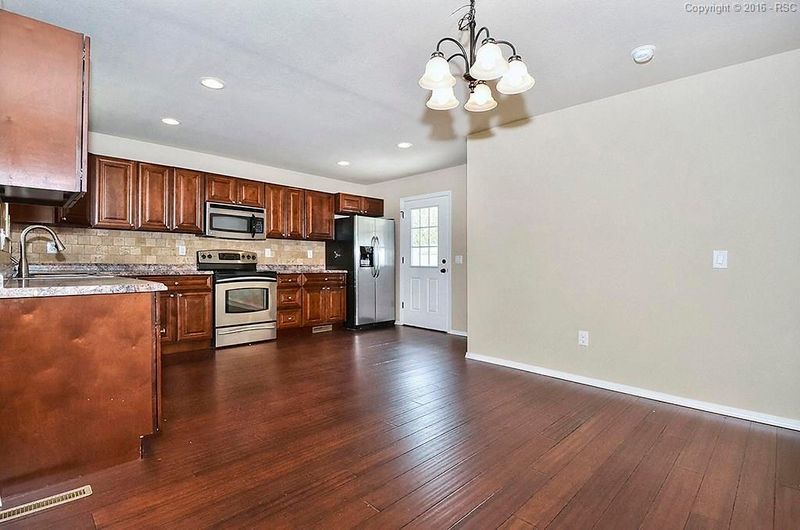 4005 Colony Hills Cir, Colorado Springs, CO 80916