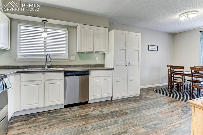 4005 Jet Wing Pl, Colorado Springs, CO 80916