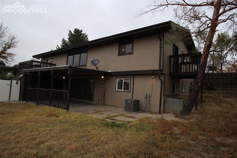 4005 Valley Dr, Pueblo, CO 81008