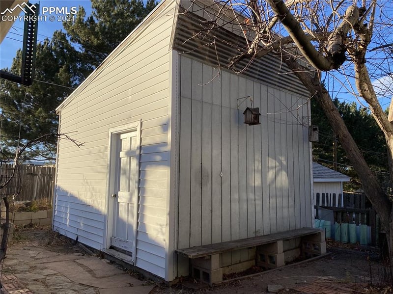 4005 Wakely Dr, Colorado Springs, CO 80909