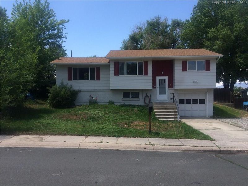 4007 Wakely Dr, Colorado Springs, CO 80909