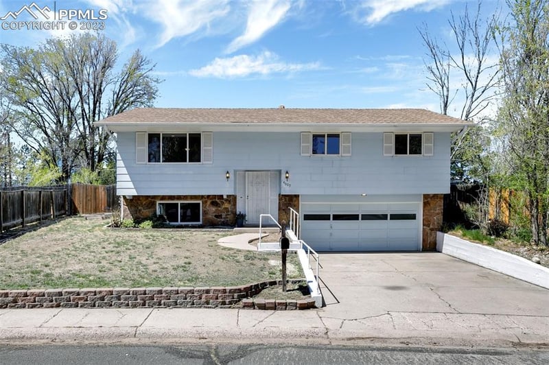 4009 Wakely Dr, Colorado Springs, CO 80909