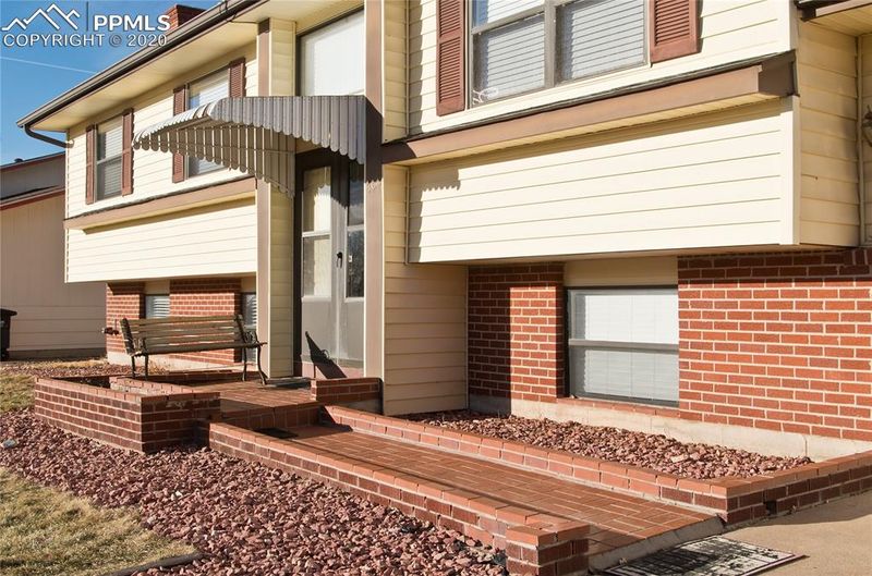 4010 Cantrell Dr, Colorado Springs, CO 80911