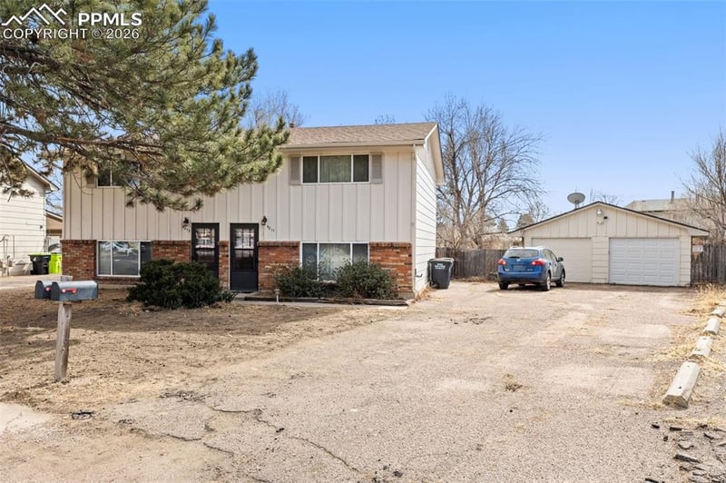 4011-4013 Tappan Dr, Colorado Springs, CO 80909