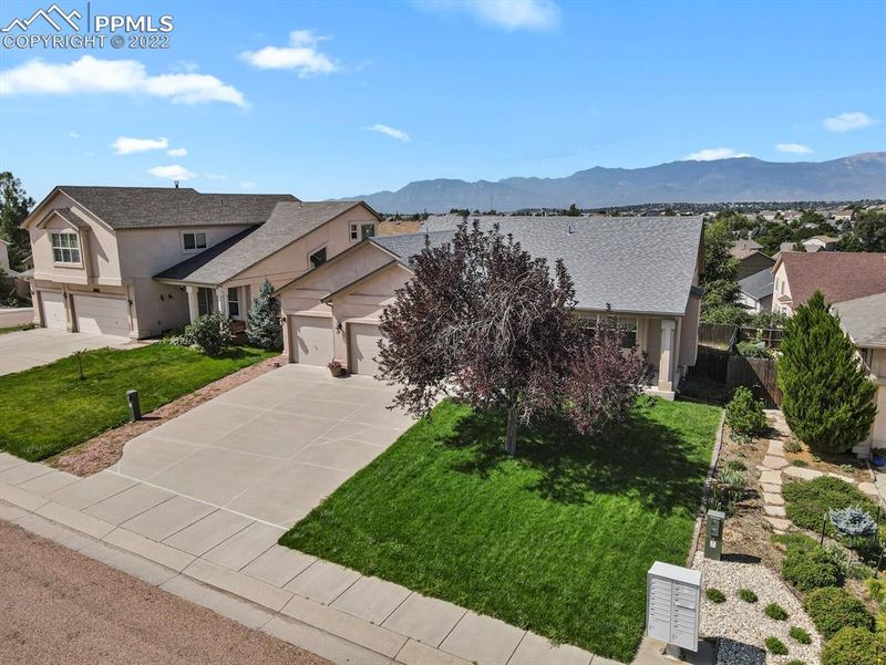4012 Roan Dr, Colorado Springs, CO 80922