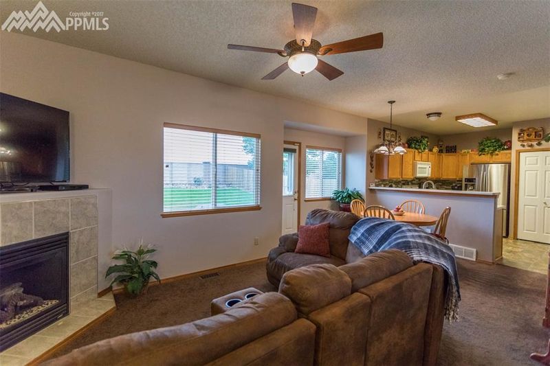 4013 Roan Dr, Colorado Springs, CO 80922