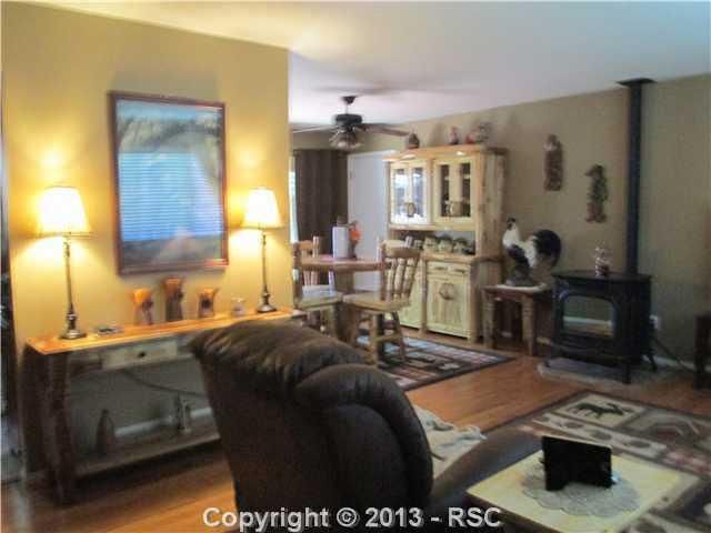 4014 Brady Pl, Colorado Springs, CO 80909