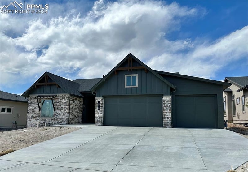 4018 Notch Trl, Colorado Springs, CO 80924