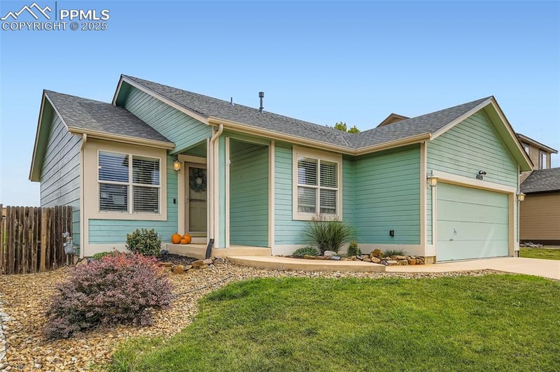 4019 Roan Dr, Colorado Springs, CO 80922