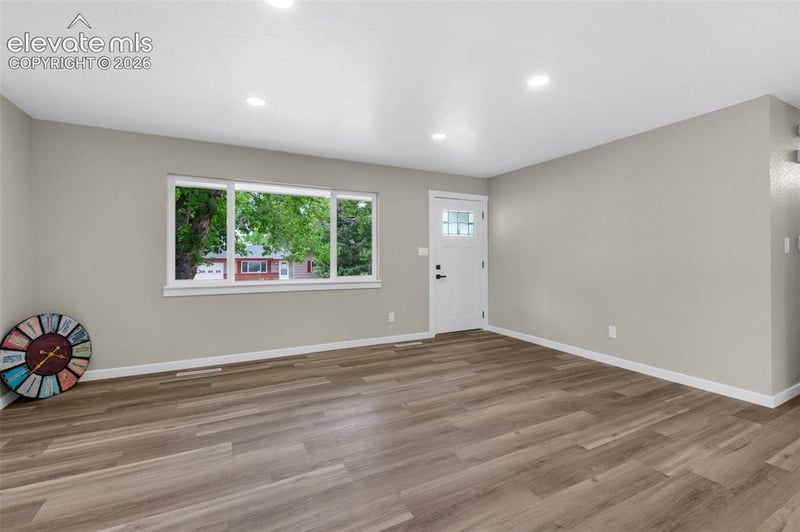 402 Elmwood Dr, Colorado Springs, CO 80907