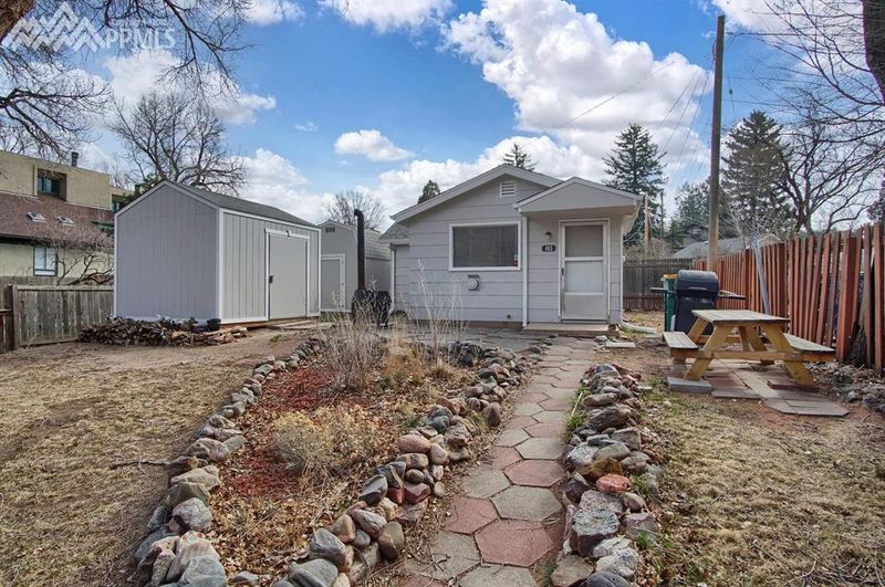 403 Laurel St, Colorado Springs, CO 80904