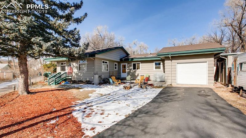 403 Olive St, Colorado Springs, CO 80904