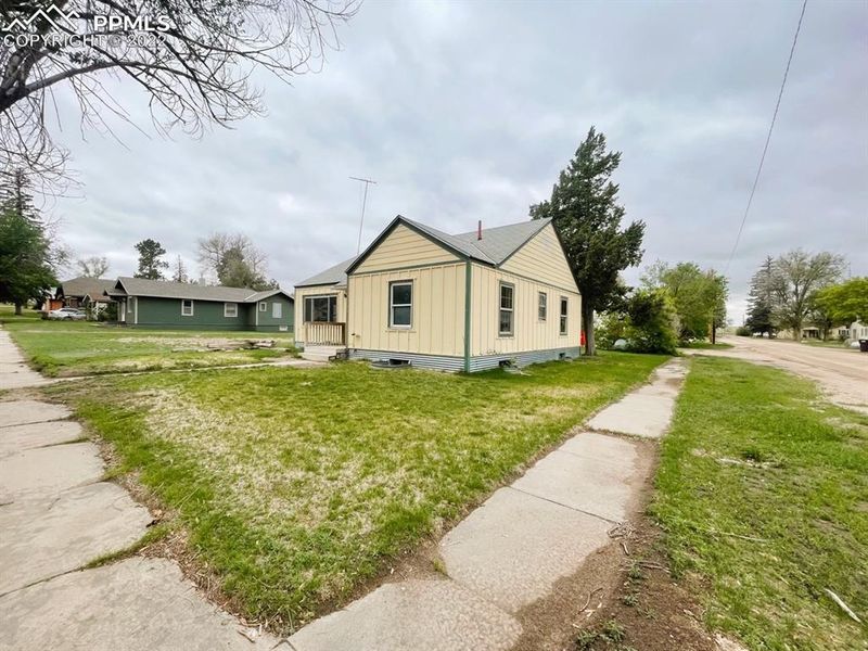 403 Pueblo Ave, Simla, CO 80835