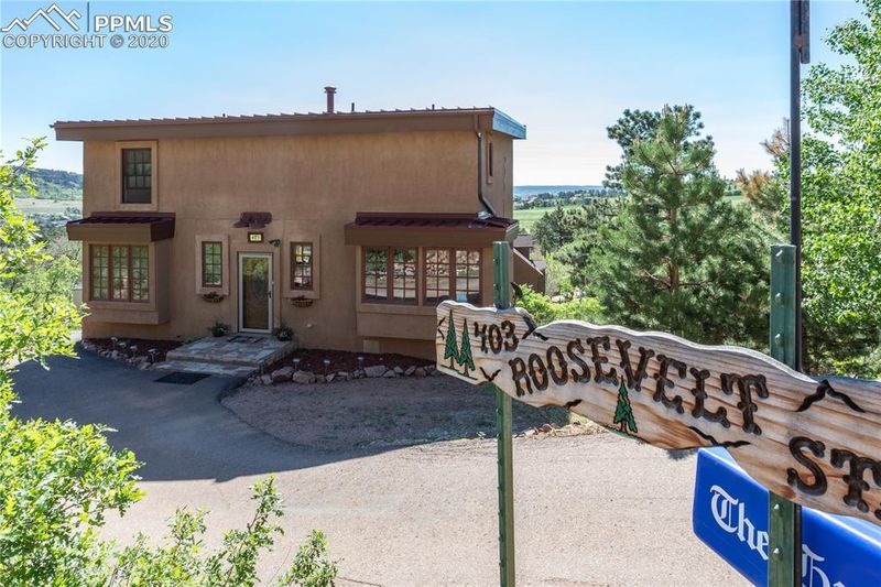 403 Roosevelt St, Palmer Lake, CO 80133