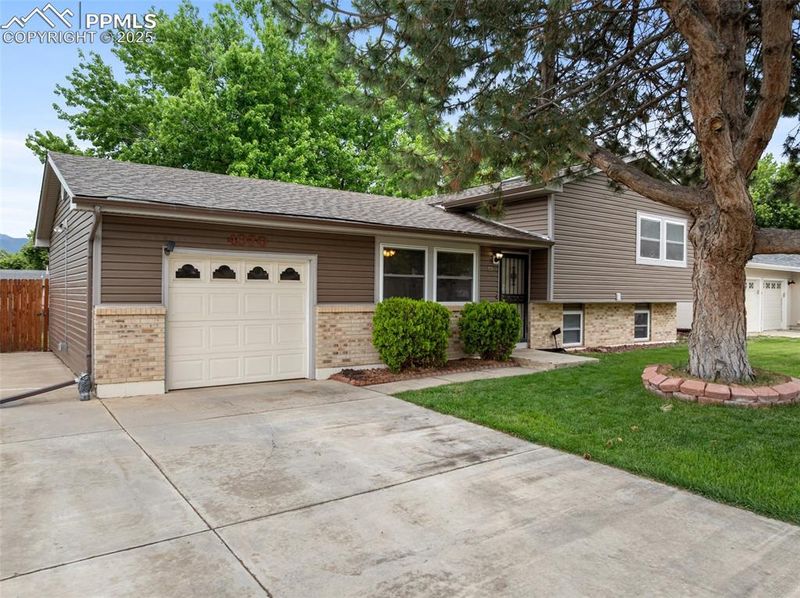 4030 Oberding Dr, Colorado Springs, CO 80911