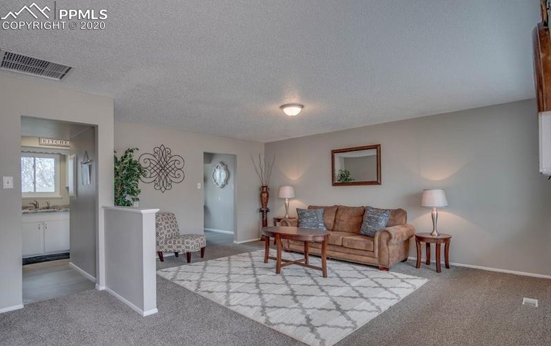 4030 Ridge St, Pueblo, CO 81008
