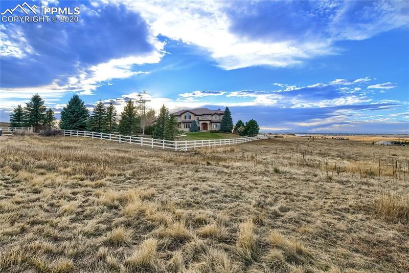 40355 Rendezvous Cir, Elizabeth, CO 80107