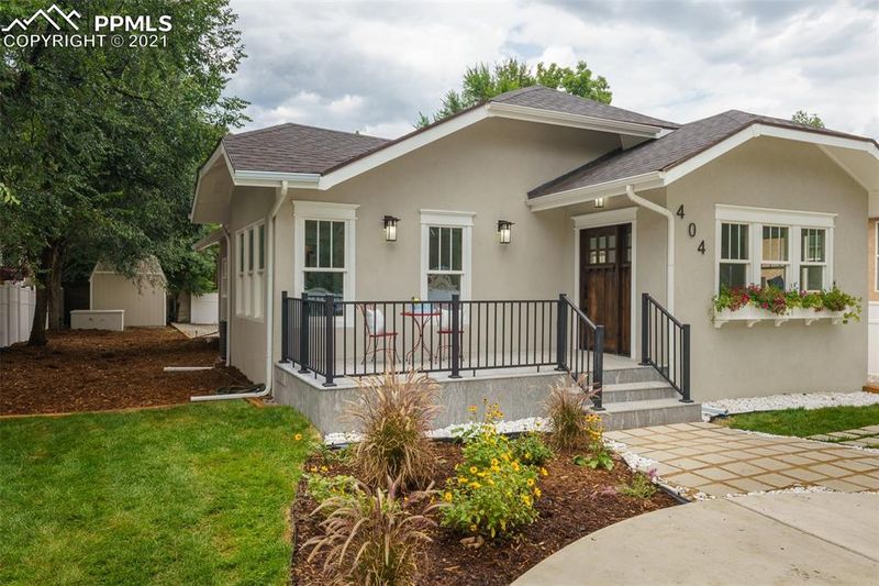 404 W Cheyenne Rd, Colorado Springs, CO 80906