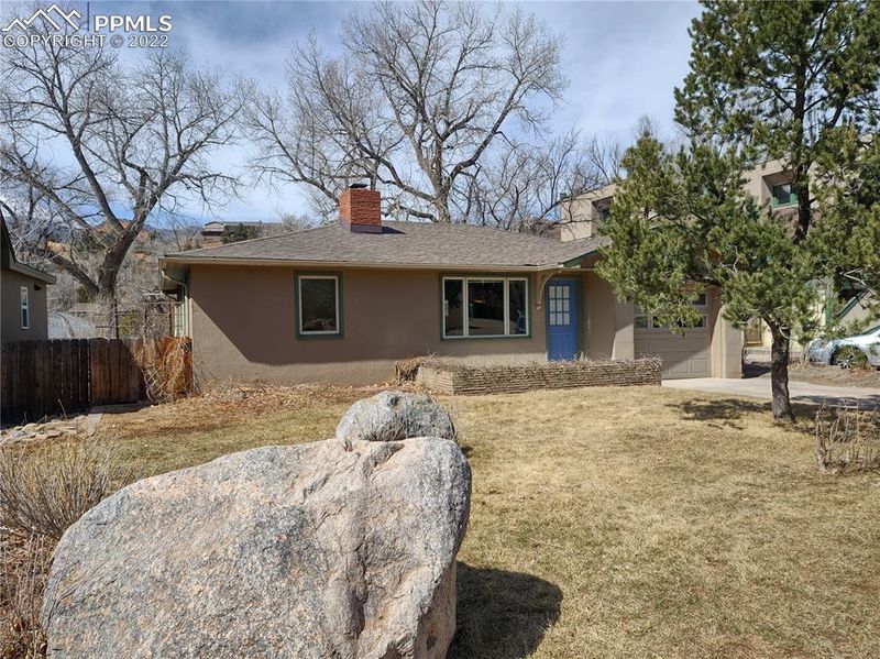 404 Columbia Rd, Colorado Springs, CO 80904