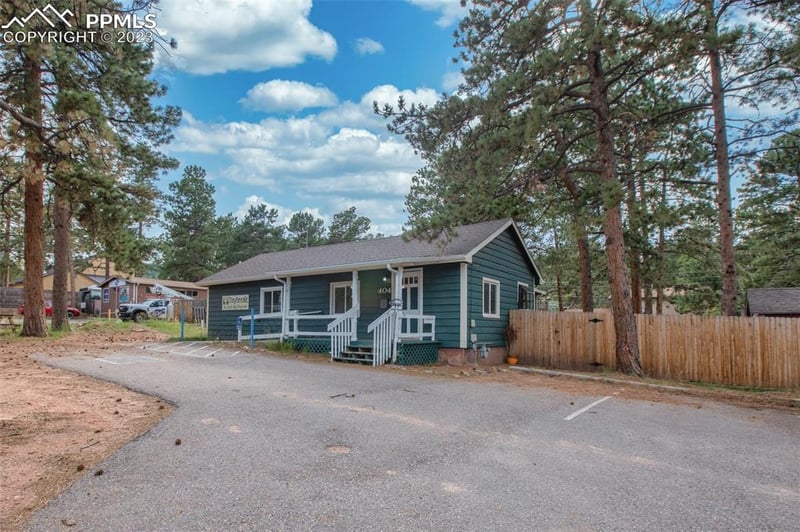 404 Highway 67 , Woodland Park, CO 80863