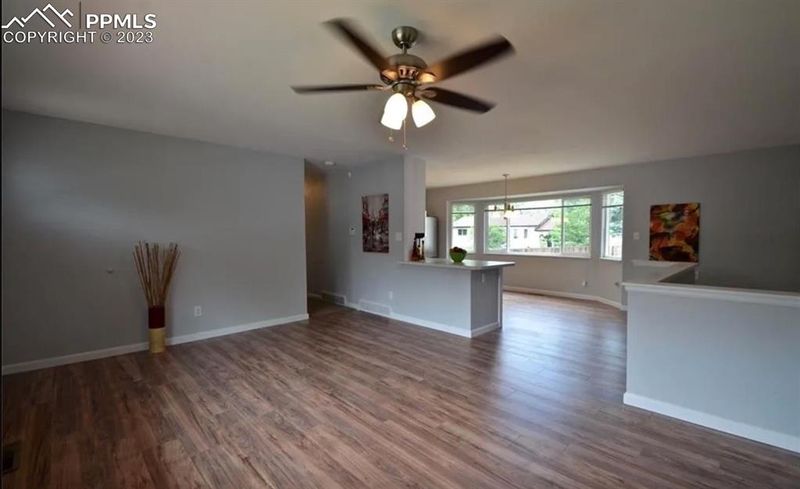 404 Locust Dr, Colorado Springs, CO 80907