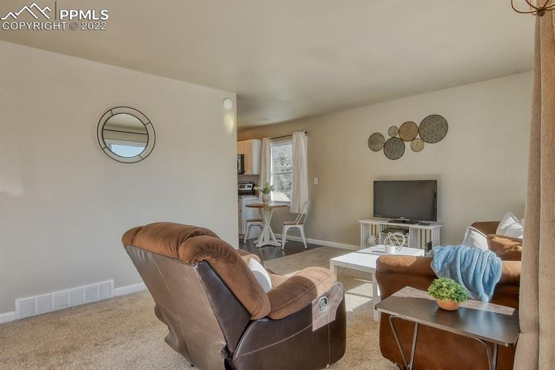 404 Lynn Ave, Colorado Springs, CO 80905
