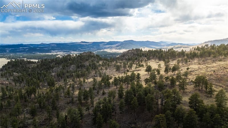 404 Valley Dr, Florissant, CO 80816