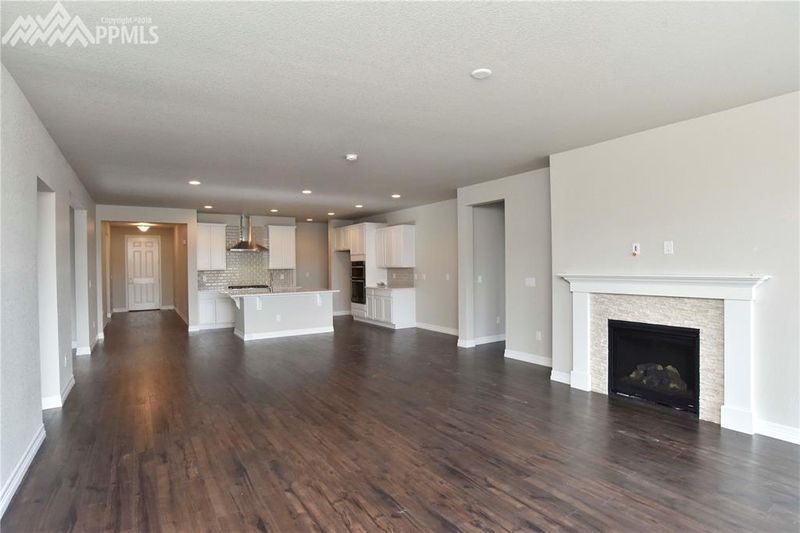 4042 Spanish Oaks Way, Castle Rock, CO 80108
