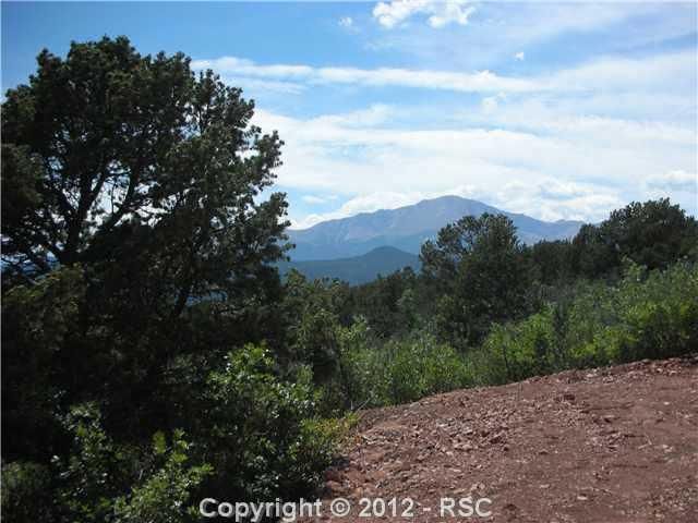 4045 Cedar Heights Dr, Colorado Springs, CO 80904